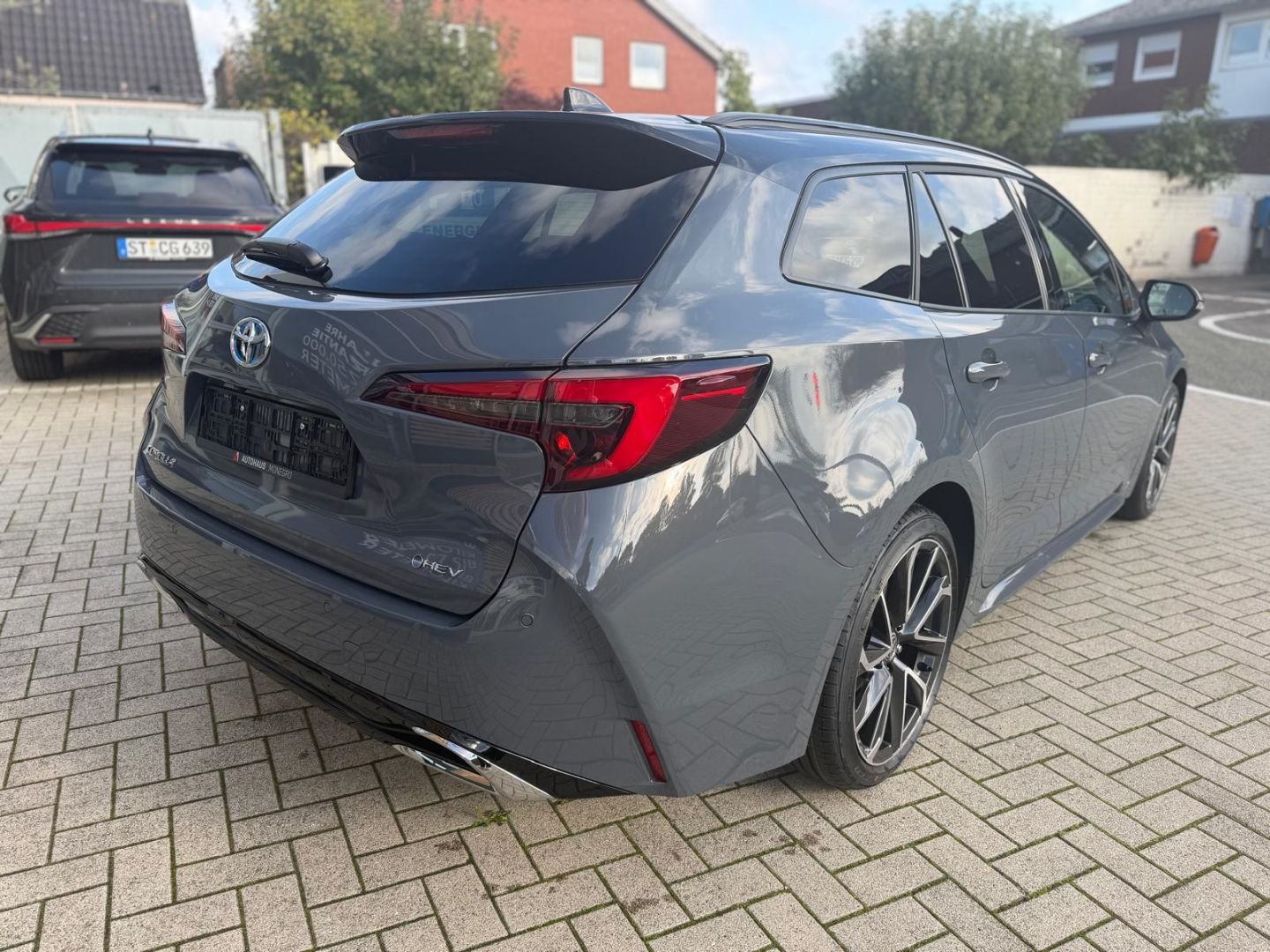 Toyota Corolla 2,0l Lounge Hybrid JBL LED ACC SHZ HUD imagem 3