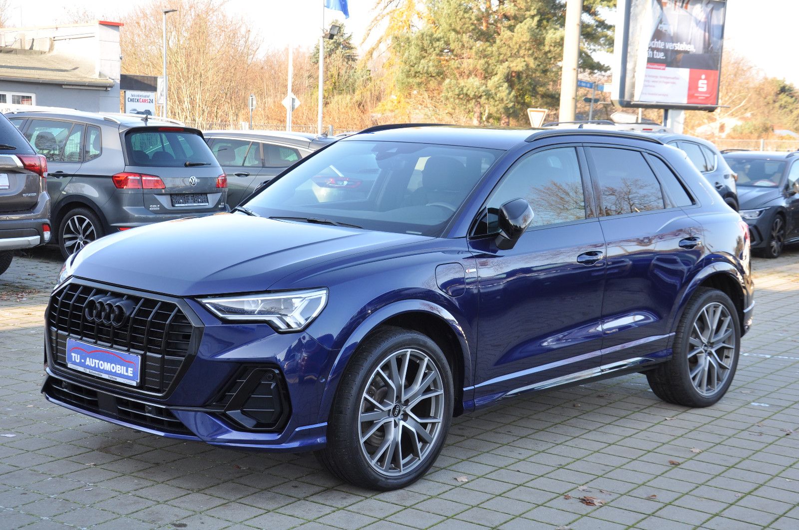Audi Q3 45 TFSI e S line AHK-ACC-RKAM-LED-SONOS-20"LM foto 3