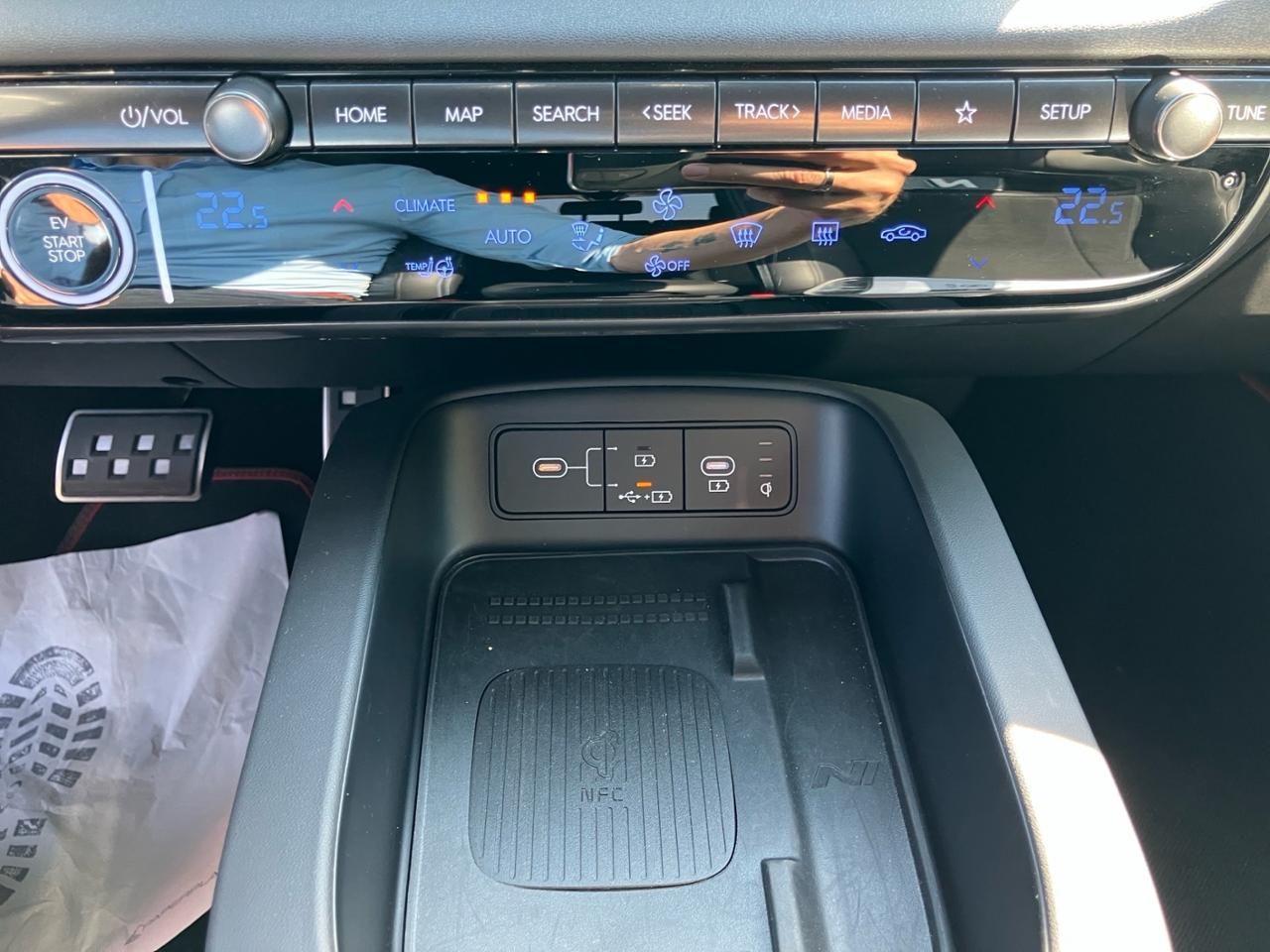 Fahrzeugabbildung Hyundai IONIQ 5N *HEADUP*BOSE*SHZ*LHZ*NAVI*SPURH*