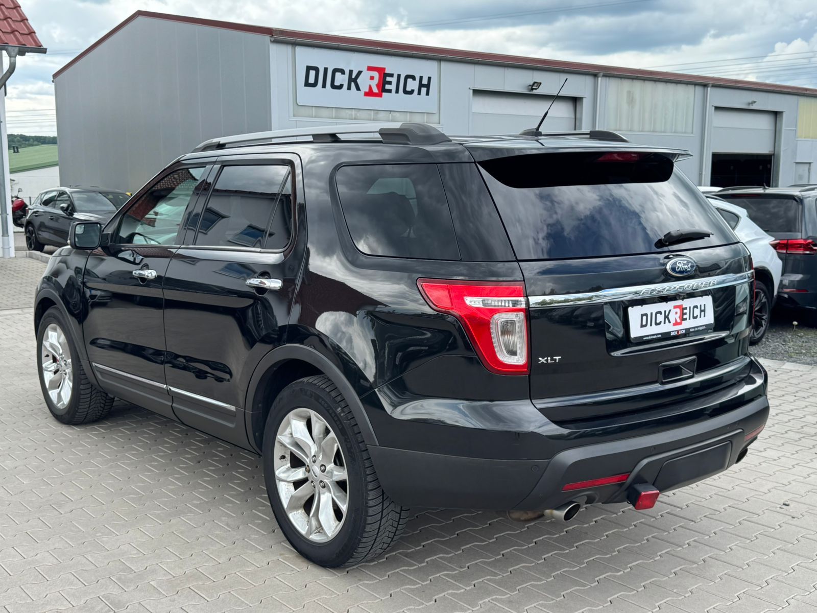 Fahrzeugabbildung Ford Explorer 3,5L 7 SitzerTEMP*KAMERA*PDC*KLIMA