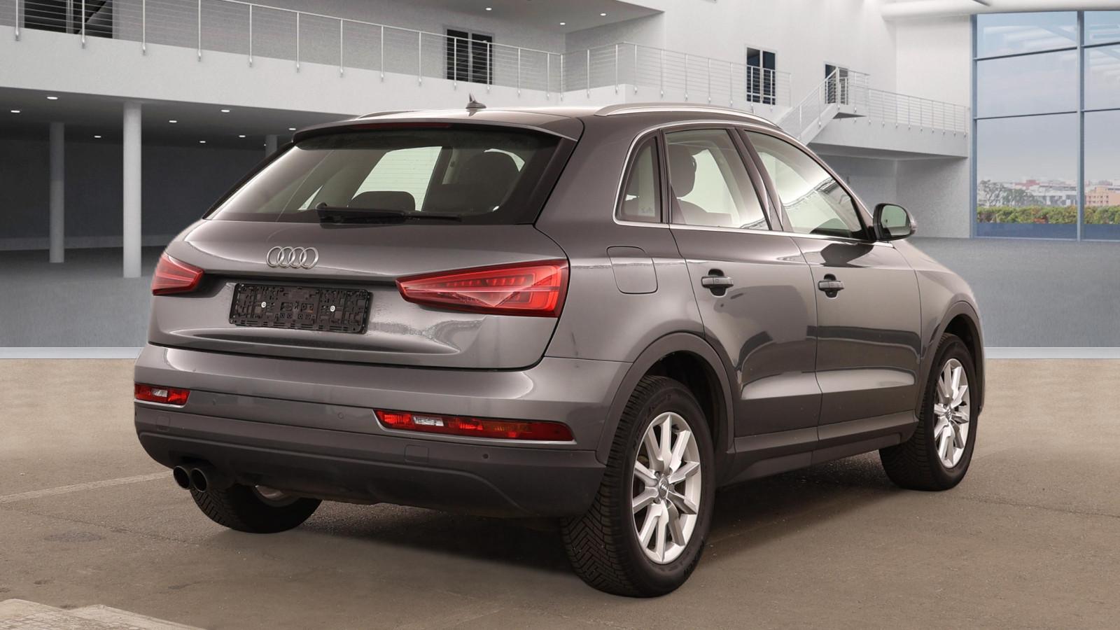 Audi Q3 1.4 TFSI Keyless Tempomat APS Navi LED AHK 17