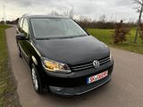 Volkswagen Touran HIGHLINE 1.6 TDI*TEMPOMAT*KLIMAAUTO*PDC*