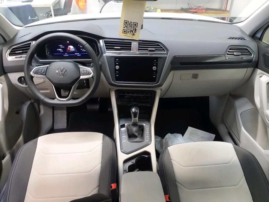 Volkswagen Tiguan Elegance 1.5 TSI 110kW 7-Gang DSG 4 Türen