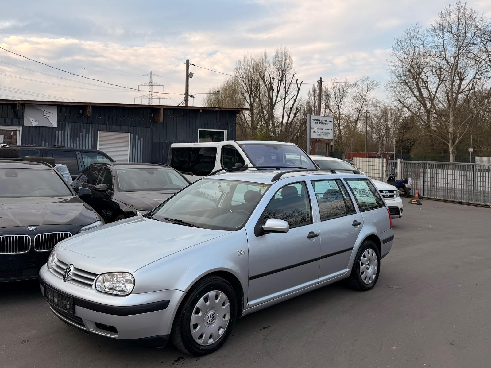 Volkswagen Golf 1.6 Comfortline TÜV NEU/90TKM/KLIMA/AHK/