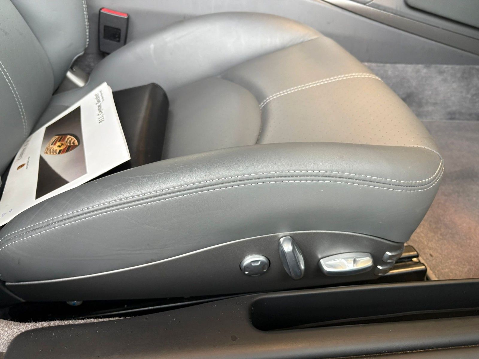 Fahrzeugabbildung Porsche 997 Carrera 4 S MKII Schalter 111 punkte check