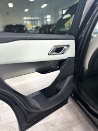 Land-Rover Range Rover Velar - 8