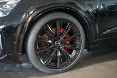 AUDI Q8 TDI S line | S-Sportsitze | Pano | B&O | OLED AUDI Q8 TDI S line | S-Sportsitze | Pano | B&O | OLED