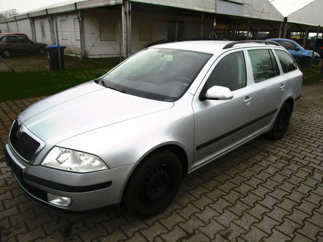 Skoda Octavia Combi 2.0 TDI DPF DSG Team Edition