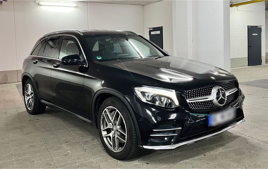 Image of Mercedes-Benz GLC 220