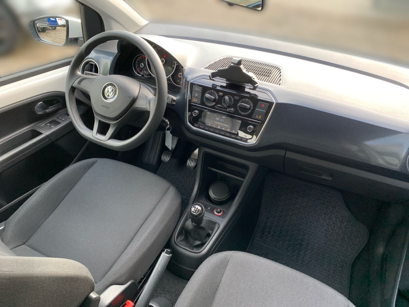 Fahrzeugabbildung Volkswagen up! 1.0 BMT move up! Sitzheizung 1Hd