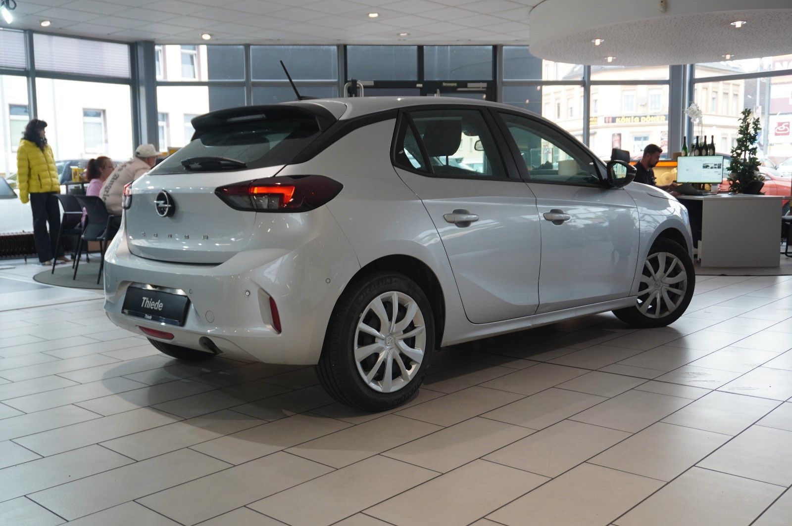 Fahrzeugabbildung Opel Corsa F 1.2 FACELIFT NAVI/LED/KAMERA/VIRTU./DAB+