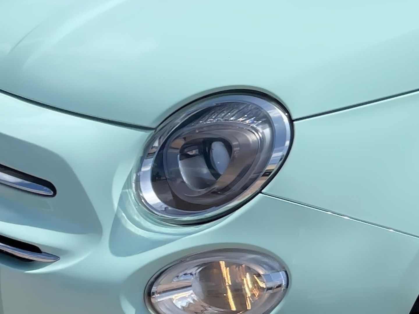 Fahrzeugabbildung Fiat 500 1.2 Lounge S&S Cabrio Klima Tempomat Parksen