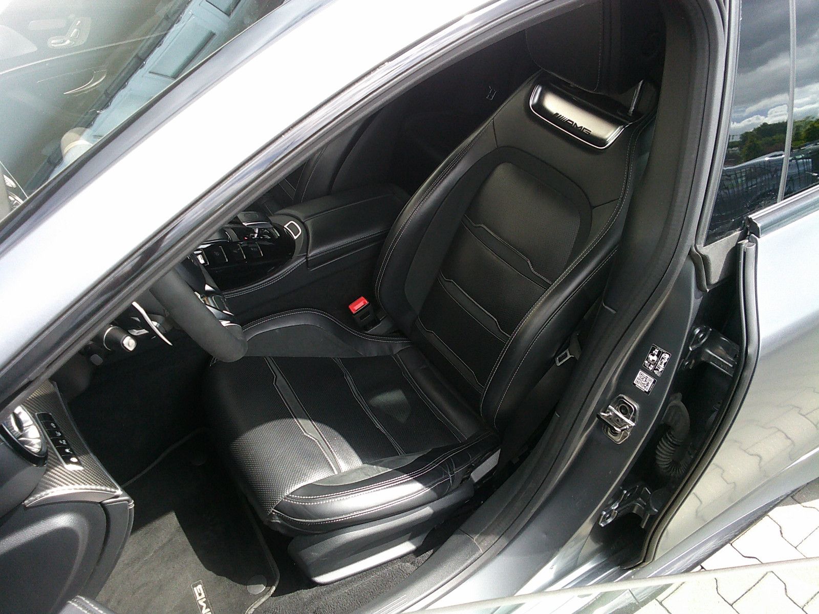 Fahrzeugabbildung Mercedes-Benz AMG GT 4-trg. 63 4Matic+