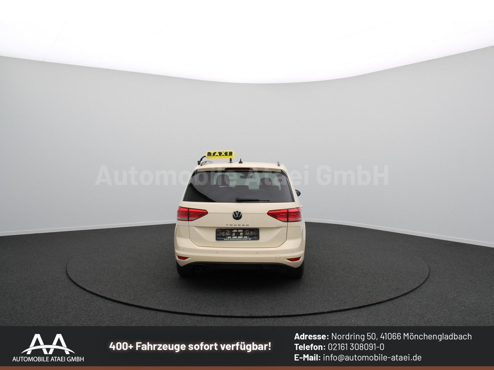 Fahrzeugabbildung Volkswagen Touran DSG *Taxi* 7-SITZE+NAVI+LEDER (9277)