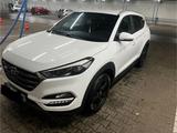 Hyundai Tucson - Hyundai TUCSON: Hyunda