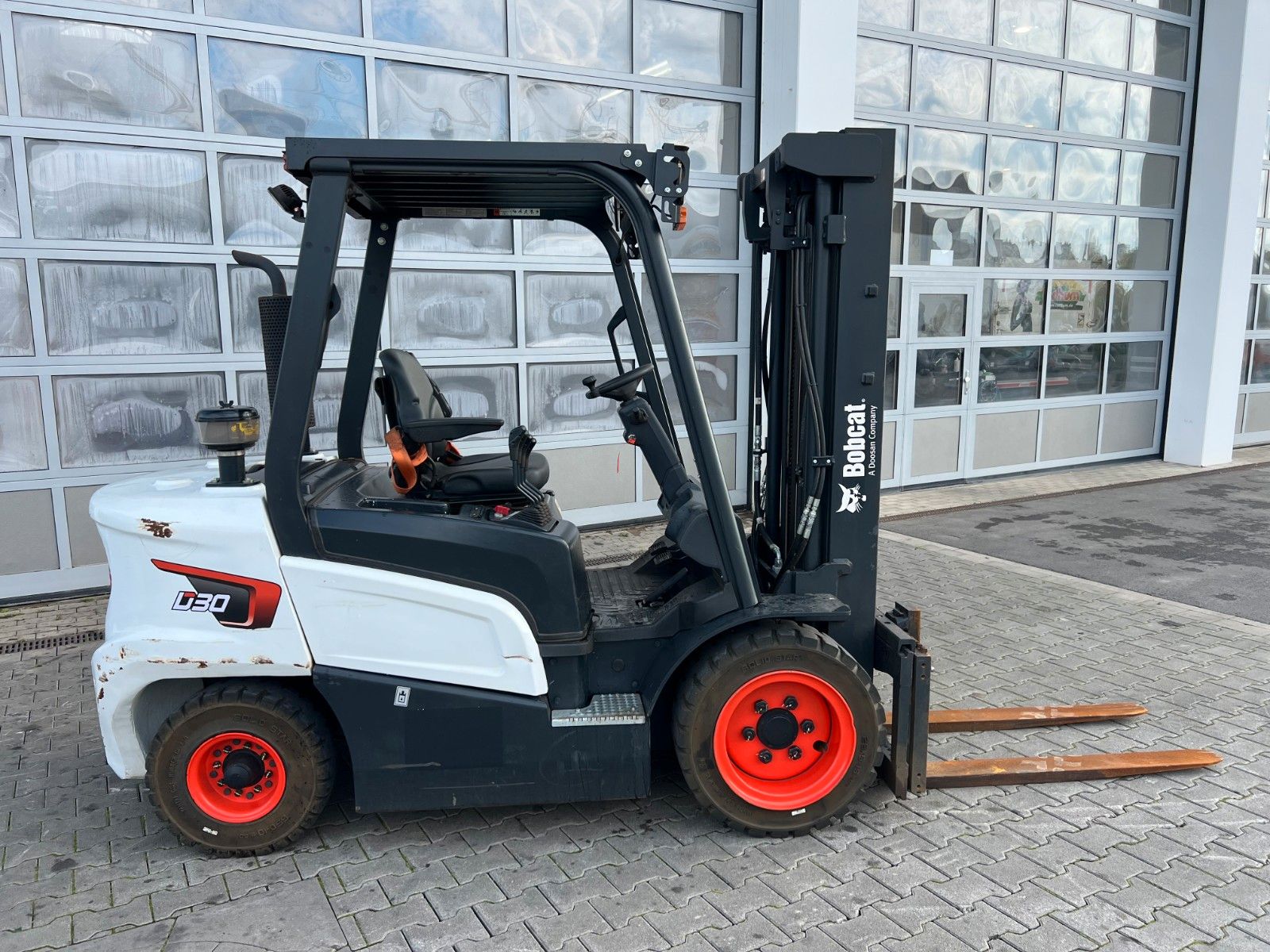 Fahrzeugabbildung Doosan D30NXS / nur 482h! / 12.2023 / SS