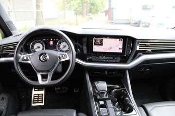 Volkswagen Touareg - 9