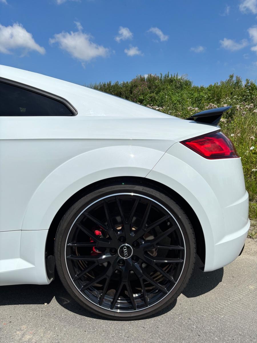 Audi TT 2.0 TFSI quattro - S line competition