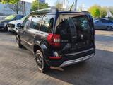 Skoda Yeti Pano/AHK/Navi/Kam/SHZ/Bluetooth - Skoda Yeti: Schiebedach
