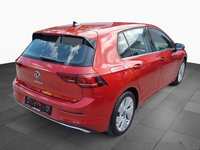 Fahrzeugabbildung Volkswagen Golf 2.0 TDI DSG STYLE AHK NAVI KAMERA SHZ KLIMA