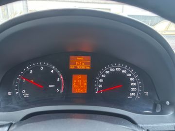 Toyota Avensis - 10