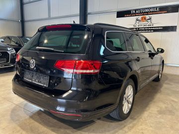 Volkswagen Passat - 7