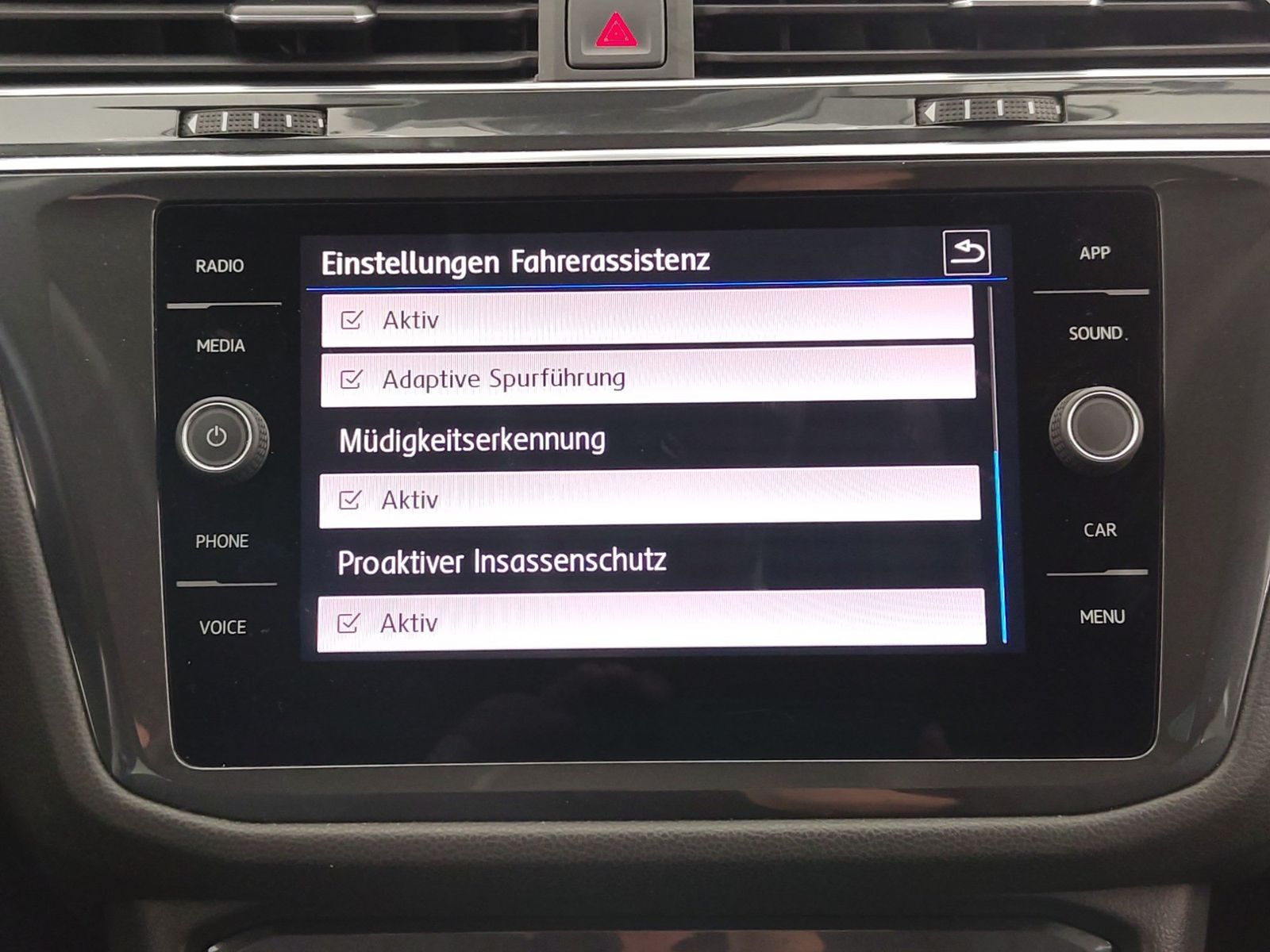 VW Tiguan Allspace 1.5 TSI Comfortline Allwetter Kl – Bild 28
