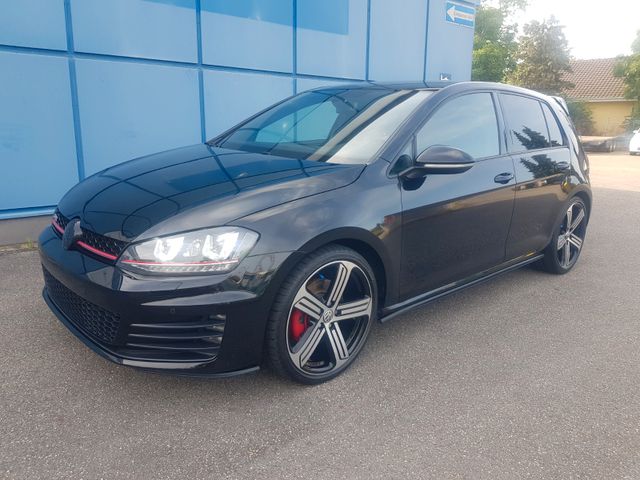 Volkswagen Golf VII Lim. GTI BMT