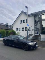BMW 325i Cabrio - M Paket/ HK Sound/ Navi/ Black  - BMW 325 in Bonn