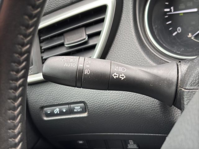 Nissan Qashqai Tekna 1.6 dCi 4x4 °LED°Navi°RFK°AHK°SHZ°