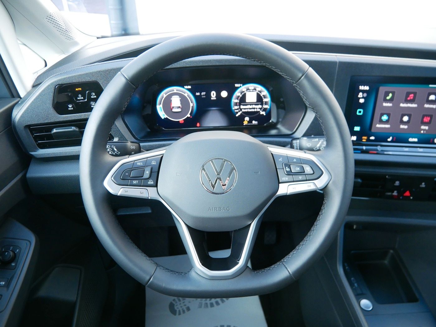 Fahrzeugabbildung Volkswagen Caddy 2.0 TDI Maxi 7-Sitzer Kamera SHZ Klimaauto