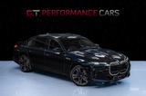 BMW M760 e xDrive Theatre B&W Executive Pano Sky DAP - gebrauchte BMW M760 aus dem Jahr 2024