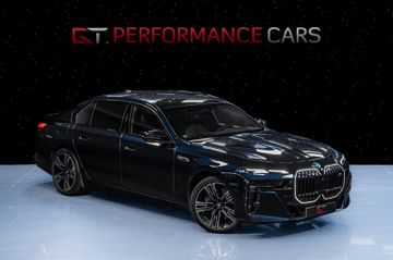 BMW M760 - 1