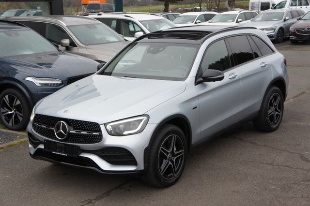 Mercedes-Benz GLC 300de 4M AMG Exclusive*ACC*AHK*PANO*NIGHT*19