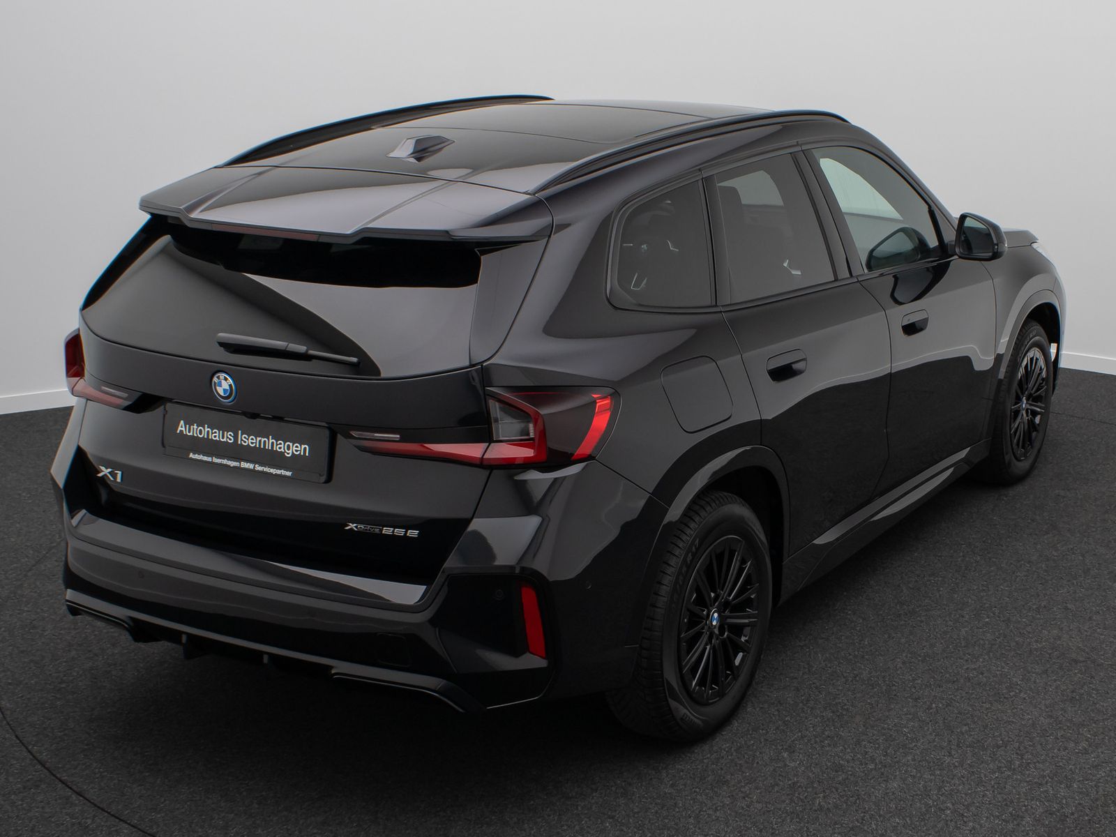 Fahrzeugabbildung BMW X1 xD25e M Sport H/K Kamera Panorama DAB Memory