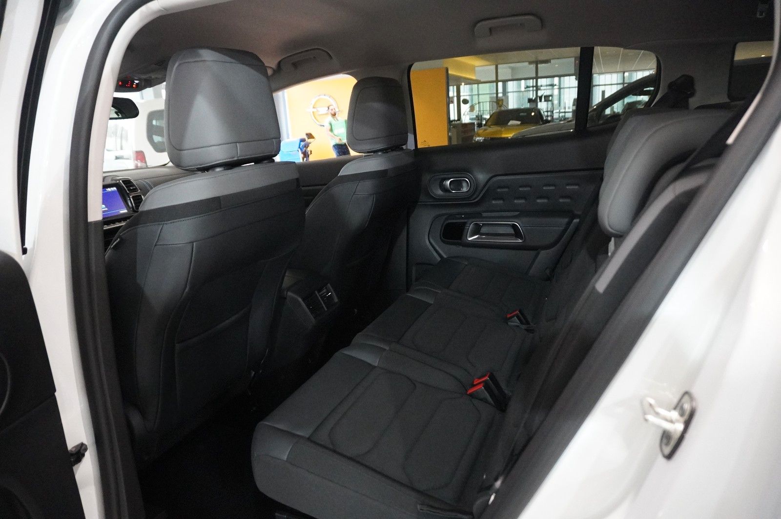 Fahrzeugabbildung Citroën C5 Aircross 1.2T FEEL PACK NAVI/LED/KAMERA/VIRT.