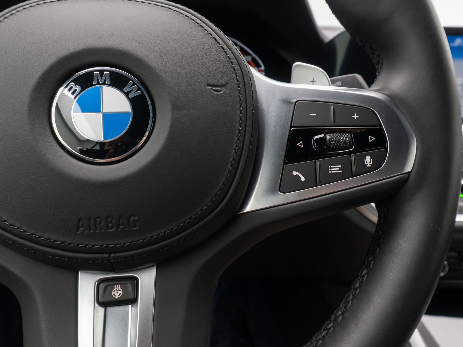 Fahrzeugabbildung BMW M440i xD 360° H/K Komfort HUD DAB Leder 19Zoll