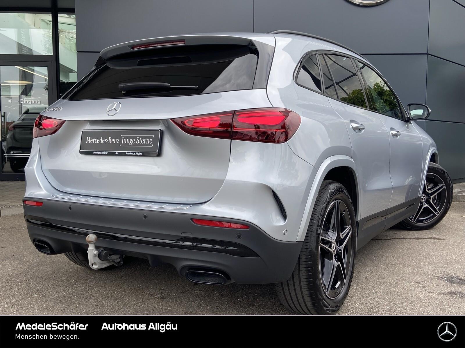 Mercedes-Benz GLA AMG Night AHK Keyless Distro Pano 360°, миниатюра 5