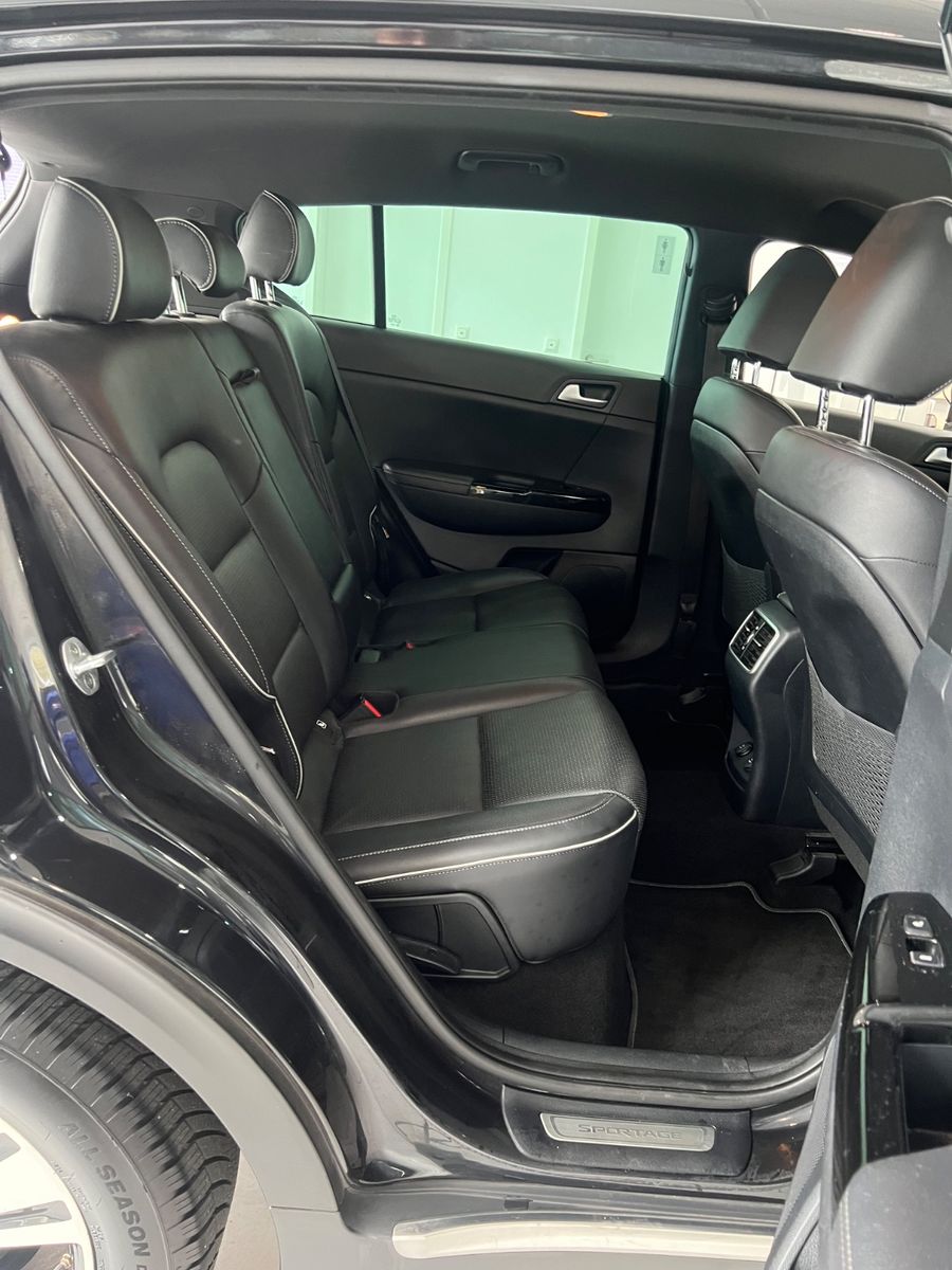 Fahrzeugabbildung Kia Sportage GT-Line 4WD Automatik *KAMERA*