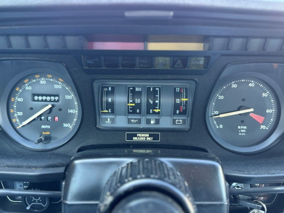 Fahrzeugabbildung Jaguar XJS 12 Zylinder Cabrio H. Zul. HU Neu