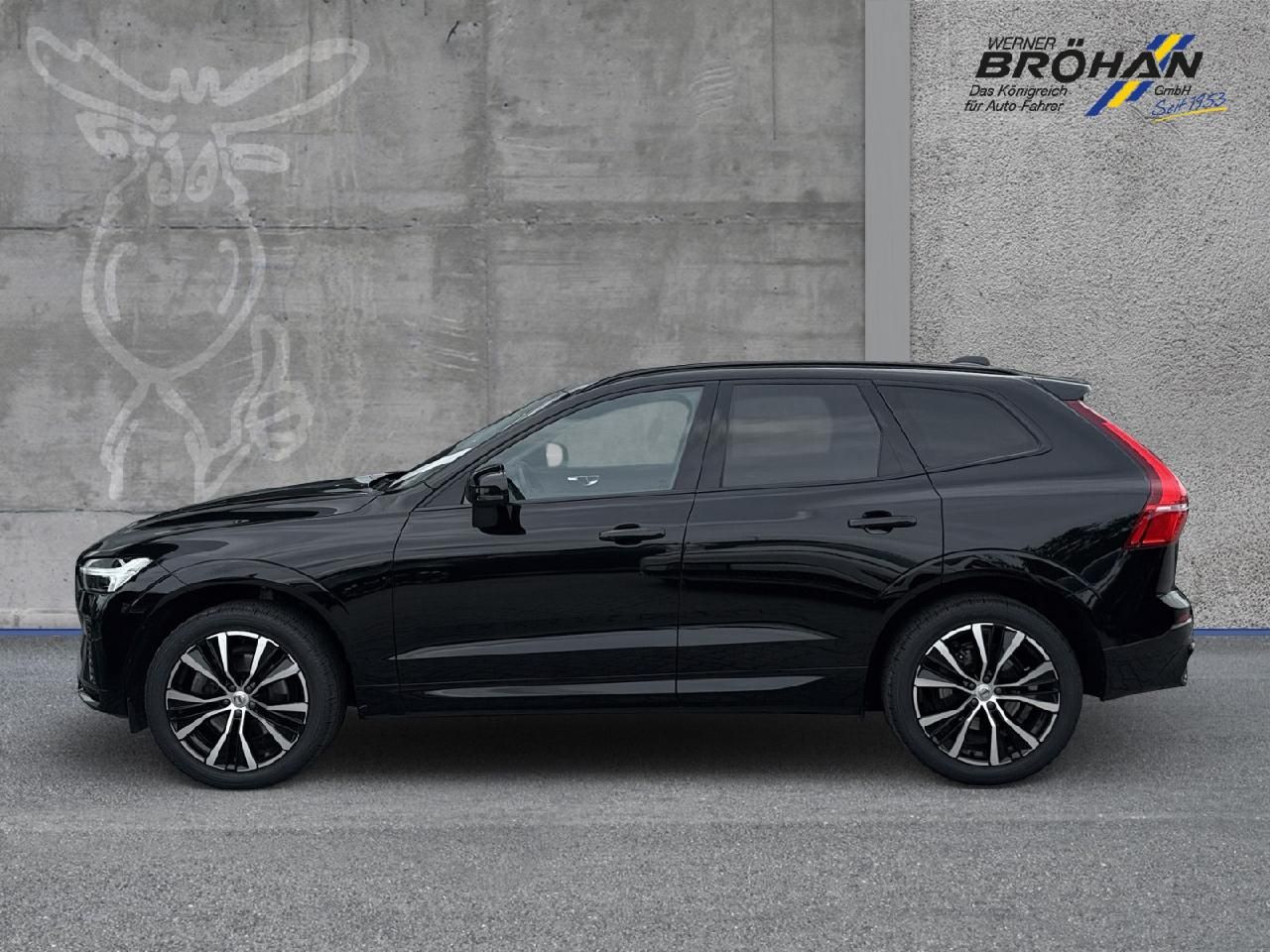 Fahrzeugabbildung Volvo XC60 Plus Dark 2WD