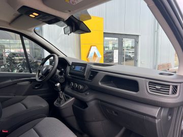 Renault Trafic - 11