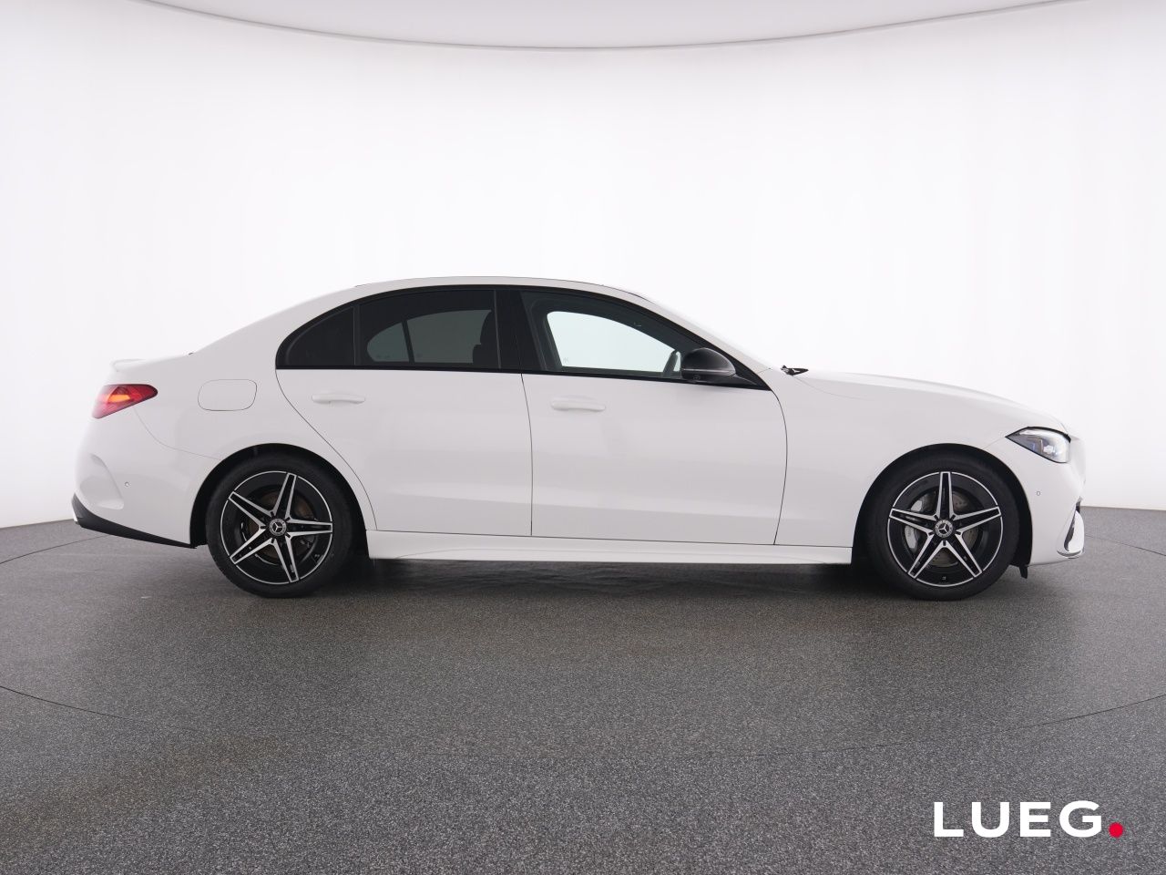 Mercedes-Benz C 180 AMG NIGHT PANO SOUND DIG.LIGHT MEMORY 360° foto 12