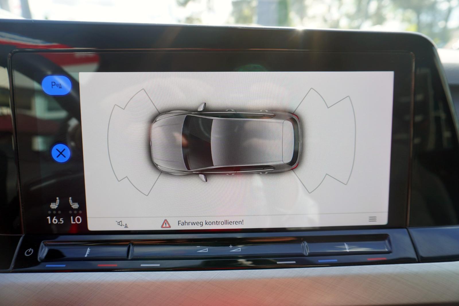 Volkswagen Golf VIII 1.5 TSI Life VC LED Navi App-Connect, миниатюра 28