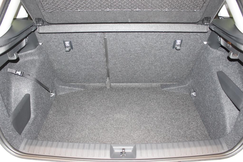 Skoda Kamiq Selection 1.0 TSI Klima*PDC*RFK*SH