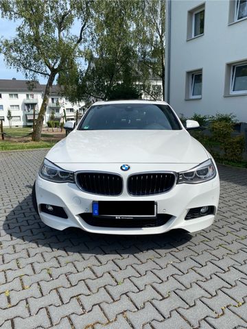 BMW 320d GT xDrive Aut. M Sport PANO HUD NAVI KAM