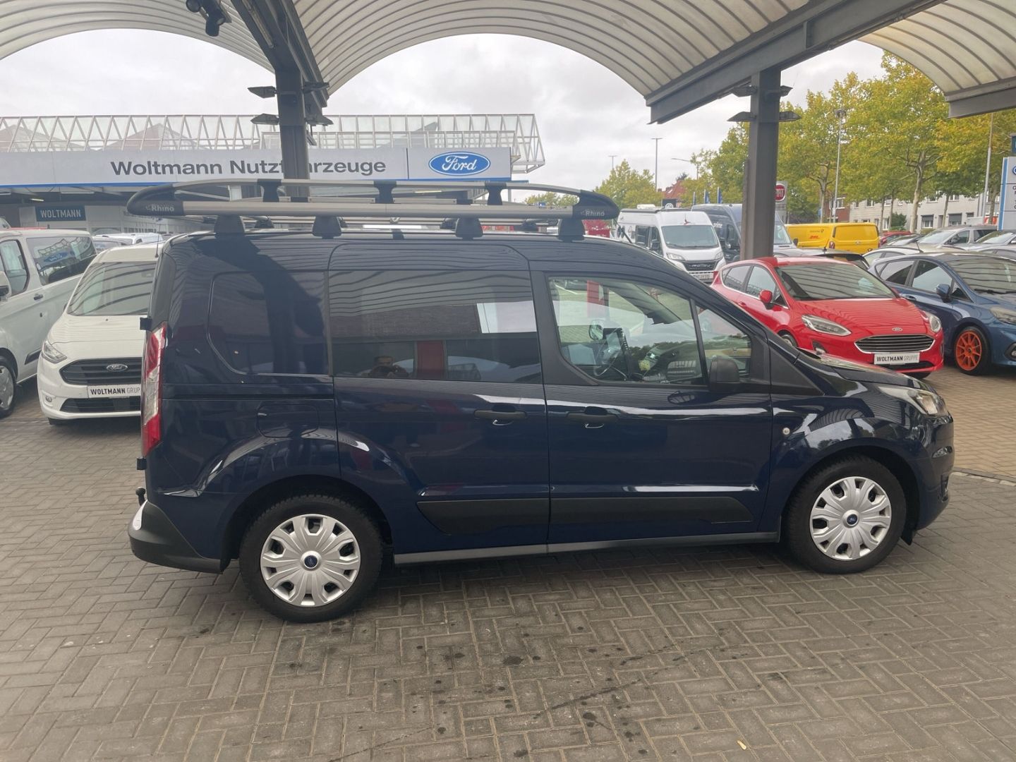 Fahrzeugabbildung Ford Transit Connect Kasten Trend L1 1.5 EB AHK Dacht