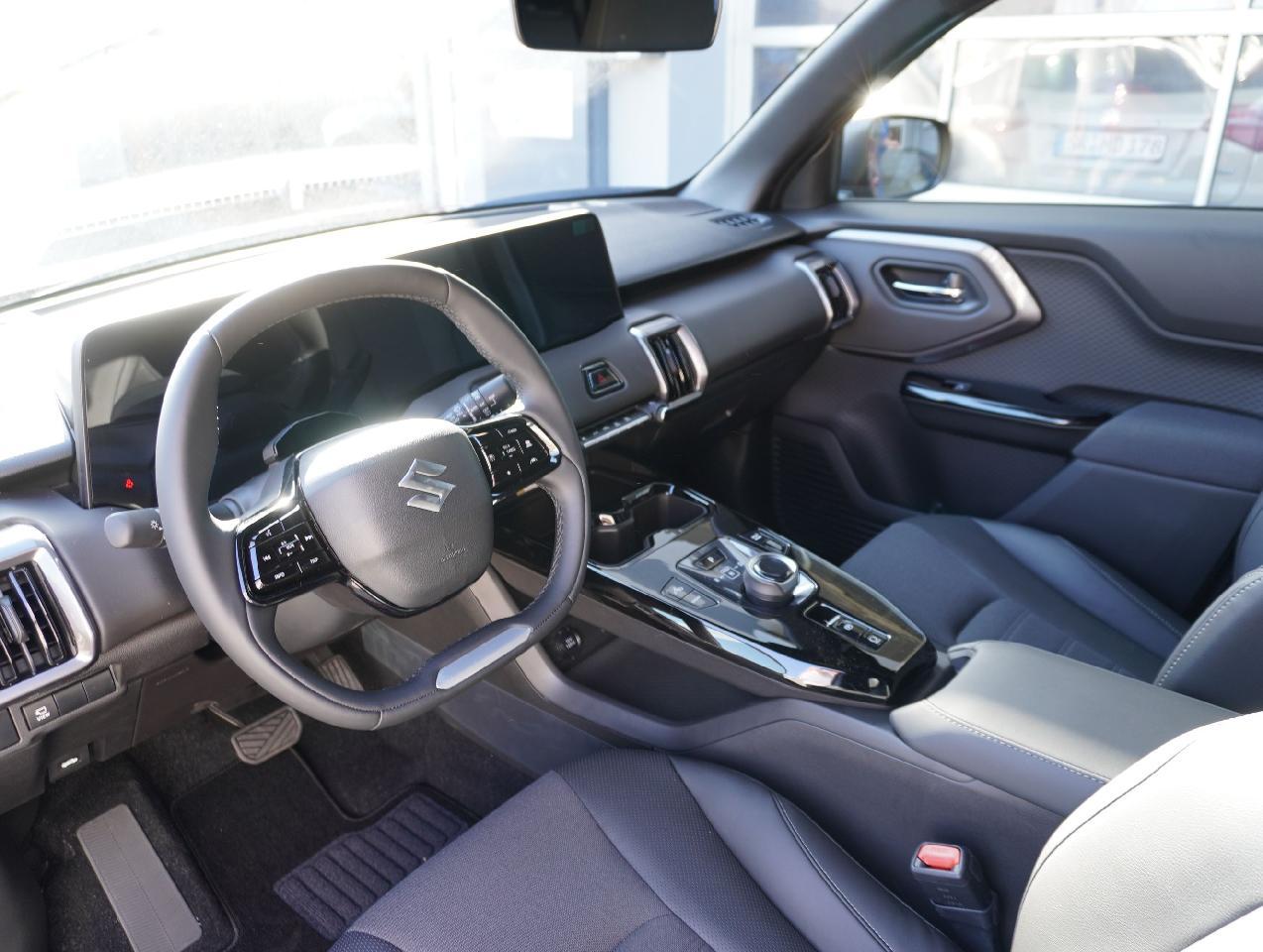 Suzuki e Vitara 128 kW eAxle Comfort+