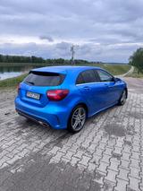 Mercedes-Benz AMG Line. A 180 BlueEFFICIENCY Style Edition  - Mercedes-Benz A 180: Panoramadach