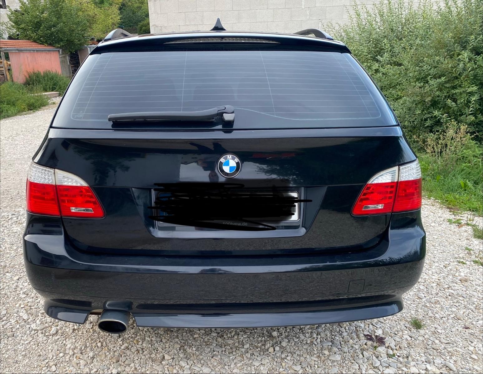 BMW 520 2010 — photo 8